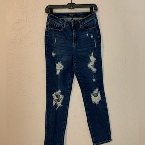 Judy Blue Jeans - dark wash distressed size 3/26